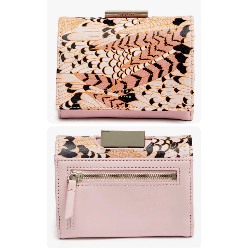 TED BAKER LONDON Sunburst
Feather Small Bobble Purse in Pink
Trifold Wallet